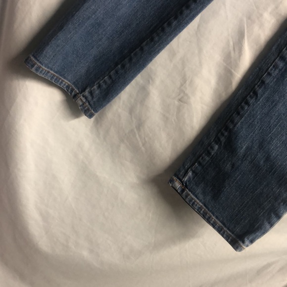 New York & Company size 4 average regular straight leg jeans - Picture 5 of 12